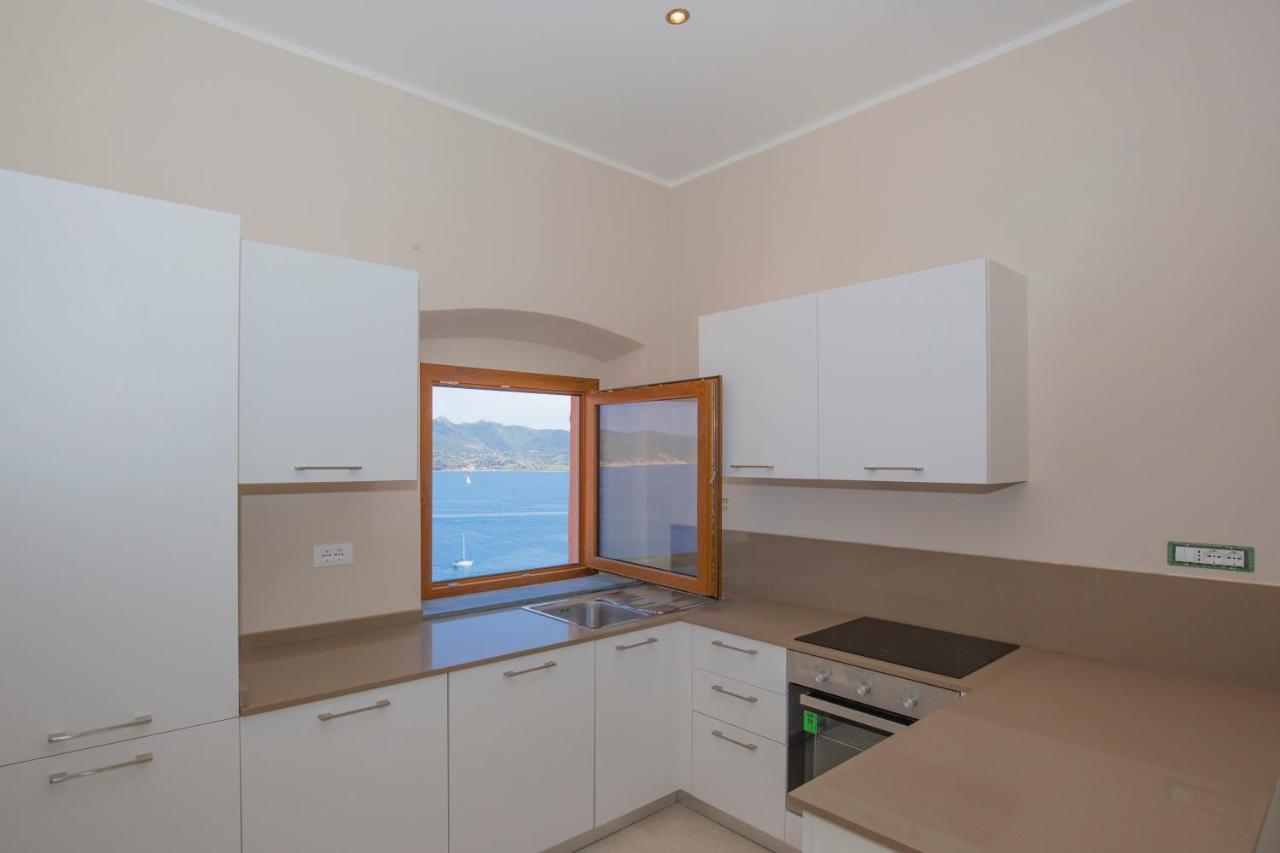 Helloelba Appartamento Il Faro ปอร์โตแฟร์ราโย ภายนอก รูปภาพ